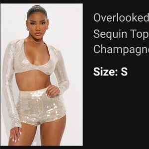 Fashion Nova Overlooked Shiny Long Sleeve Crop Top